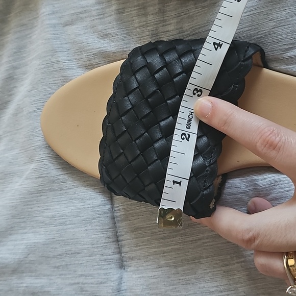 NISOLO ISLA Women's Black Woven Slide Sandals - Picture 9 of 10